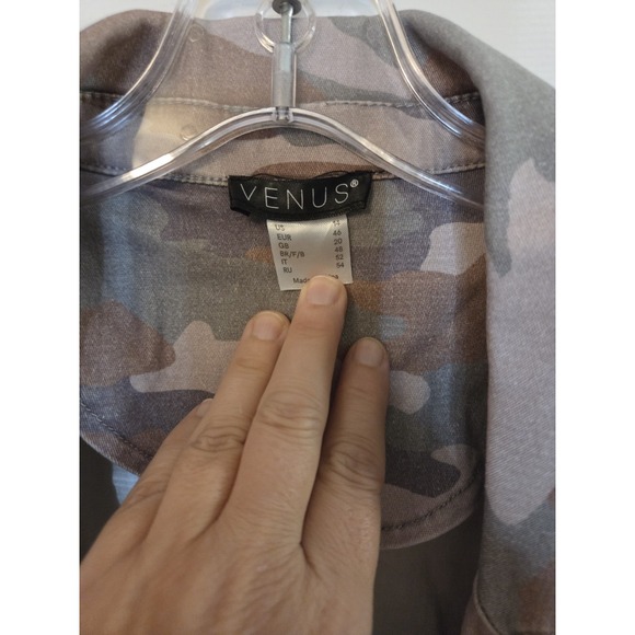 Venus camo jacket-size 14 - Picture 3 of 6